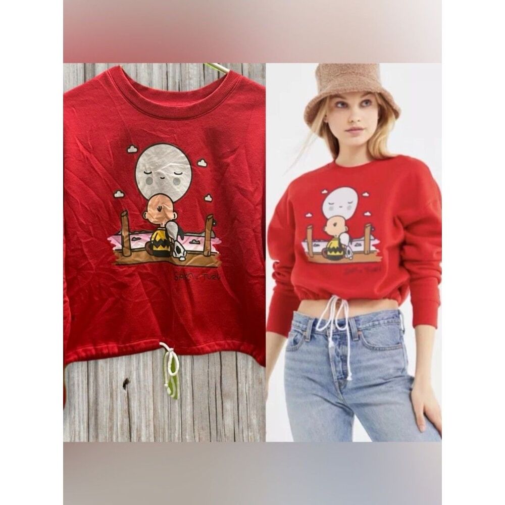 Peanuts Sam + Tury Womenâs Sweatshirt M